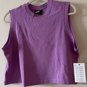 Nike sleeveless top